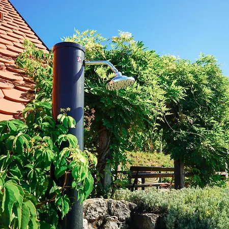 Dom wakacyjny Vineyard Escape Suklje *