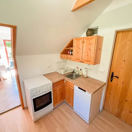 Vineyard Escape Suklje Metlika